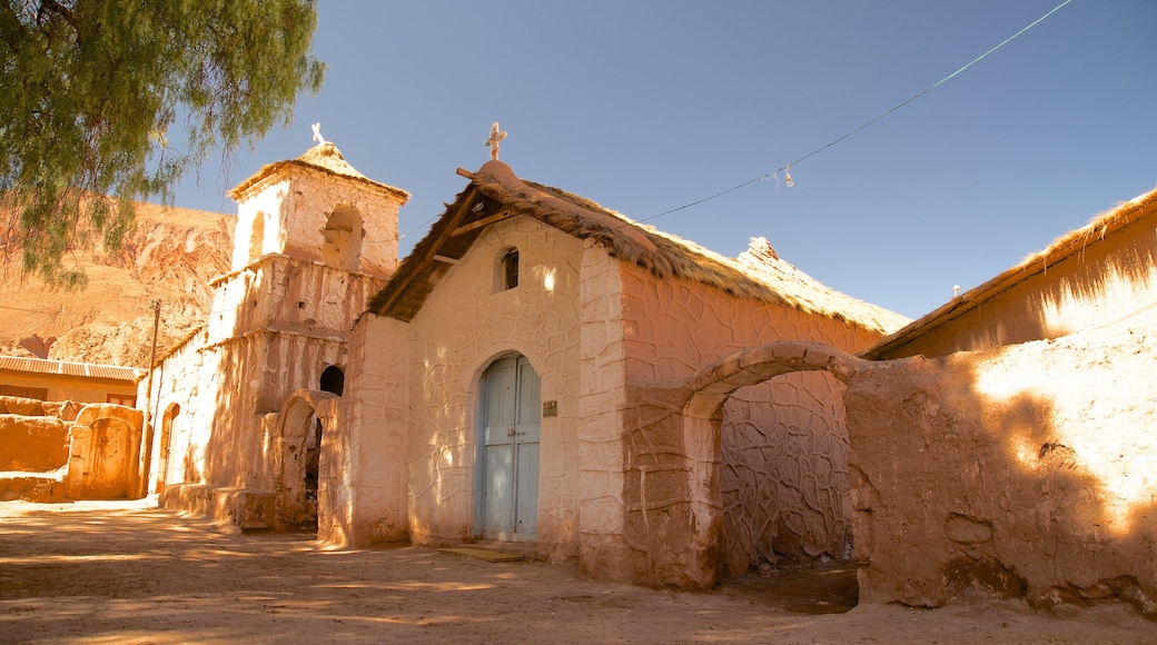 Rio Grande which includes a small town or village