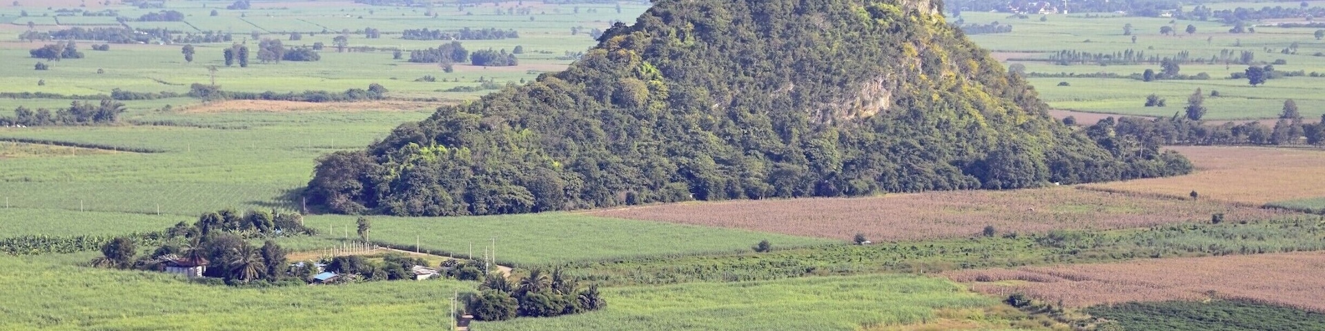 #BanRai #Mountain #Temple #UthaiThani 
#Thailand #Backpacking #TravelPhotography #TravelBlogger
See you also on Instagram: ExploreWithSeba