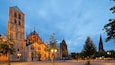 Cathédrale de Münster montrant square ou place, église ou cathédrale et scènes de nuit