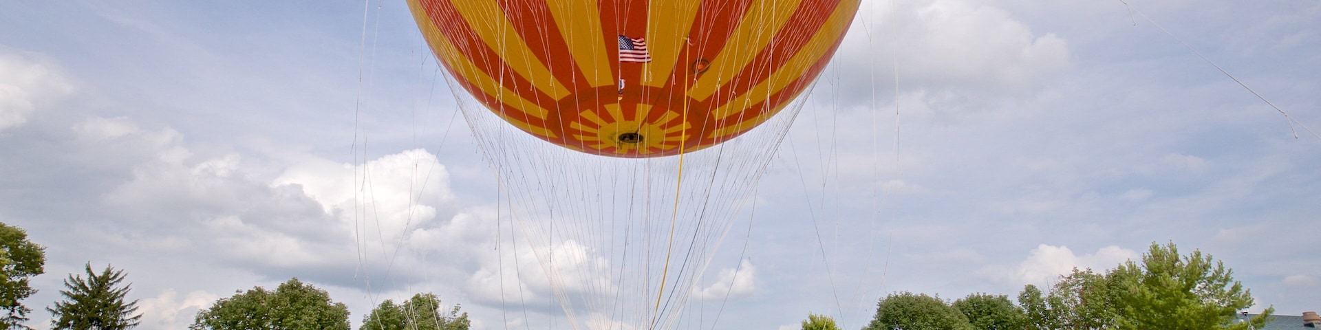 Conner Prairie Interactive History Park featuring ballooning