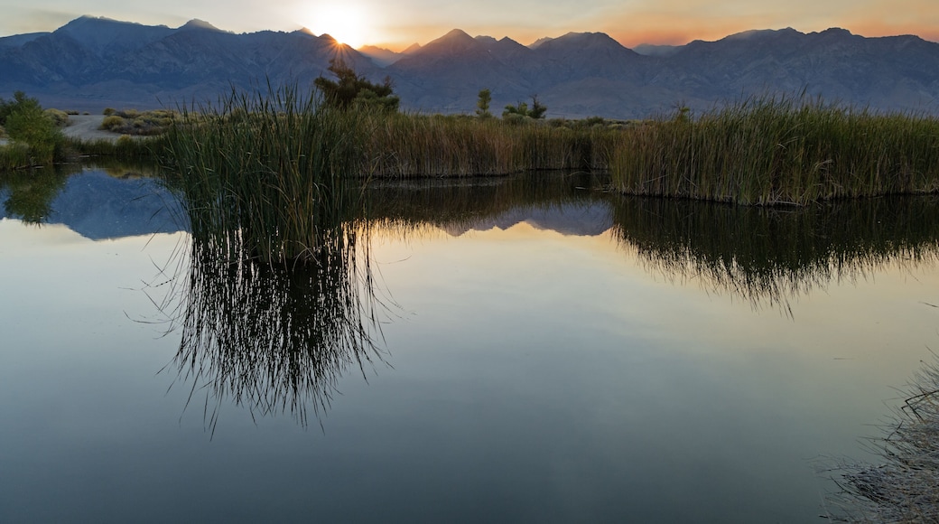 Sunset Over The Easter Sierra Nevada Mountains