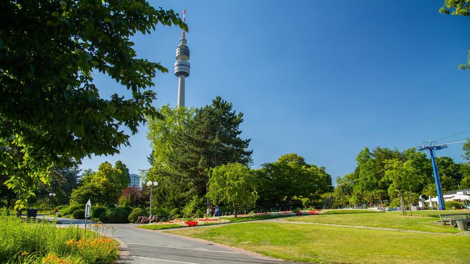 Westfalenpark Dortmund featuring a park