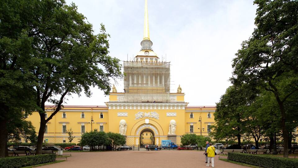 AdmiralitÀt das einen historische Architektur und Park