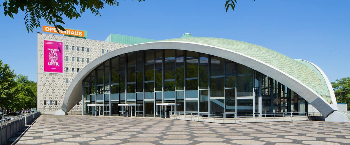 Dortmund Opera House featuring modern architecture