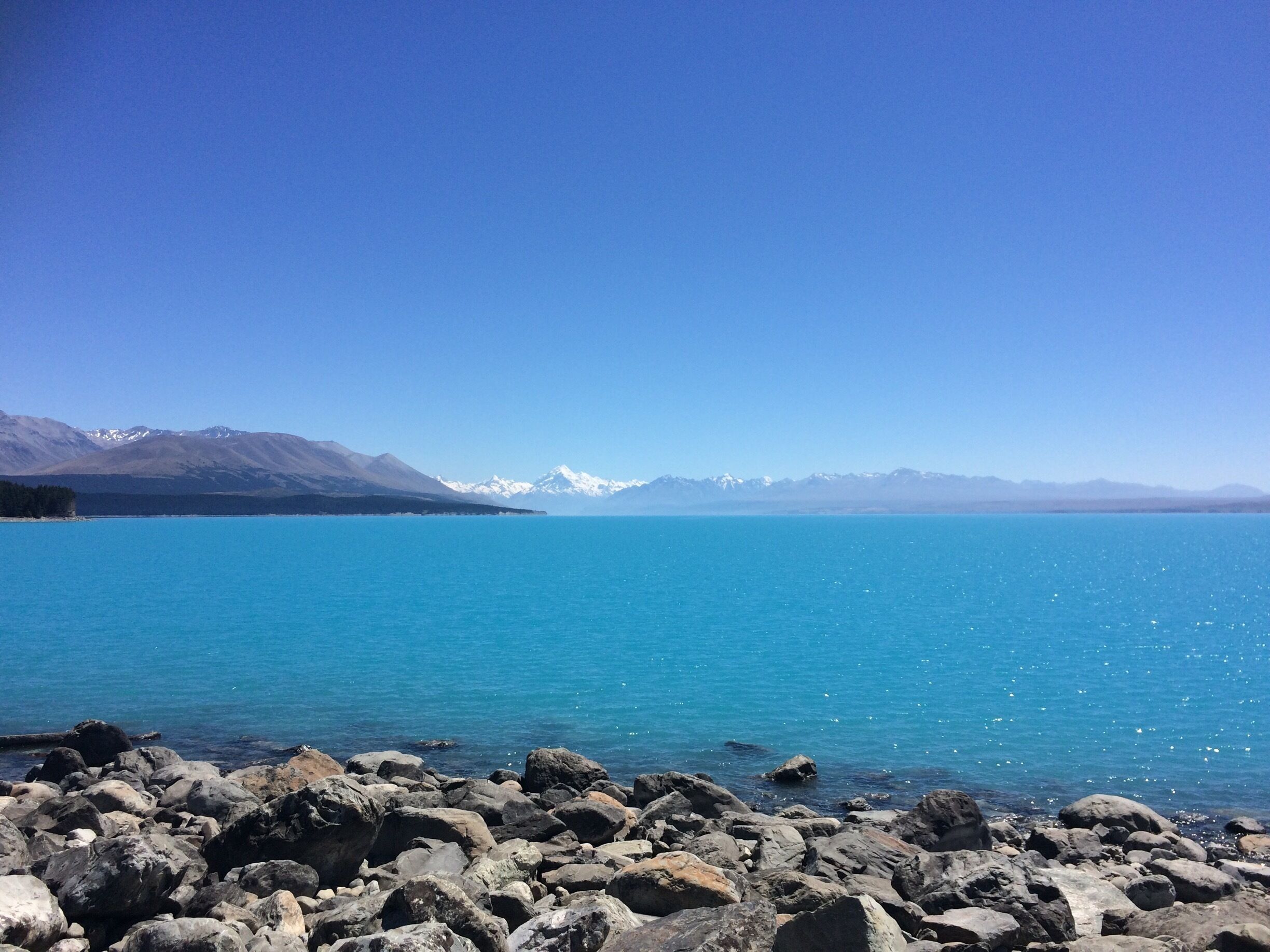 Crossing paths with this captivating hidden gem reminded me of being mesmerized by the color of someone's eyes. I couldn't look away yet didn't know what to say. I couldn't believe I had found a slice of heaven on earth. #blue