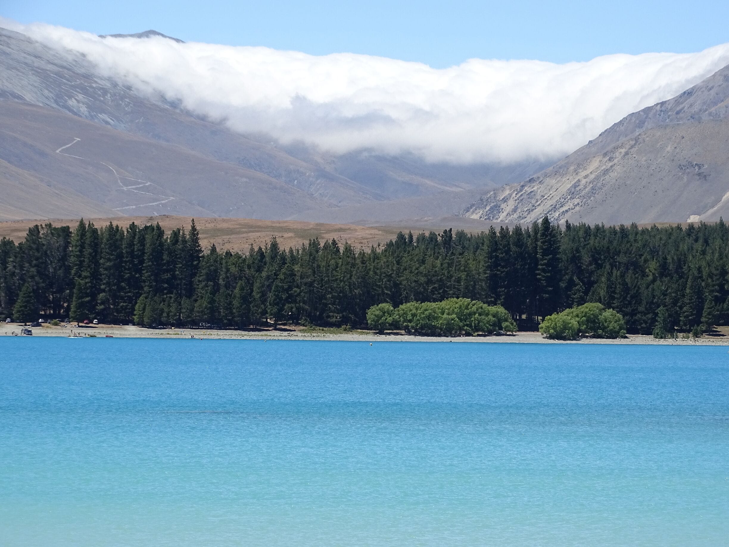 Yes! Yes! The water has really this color! Especially in summer. #laketekapo #purenewzealand #canterbury