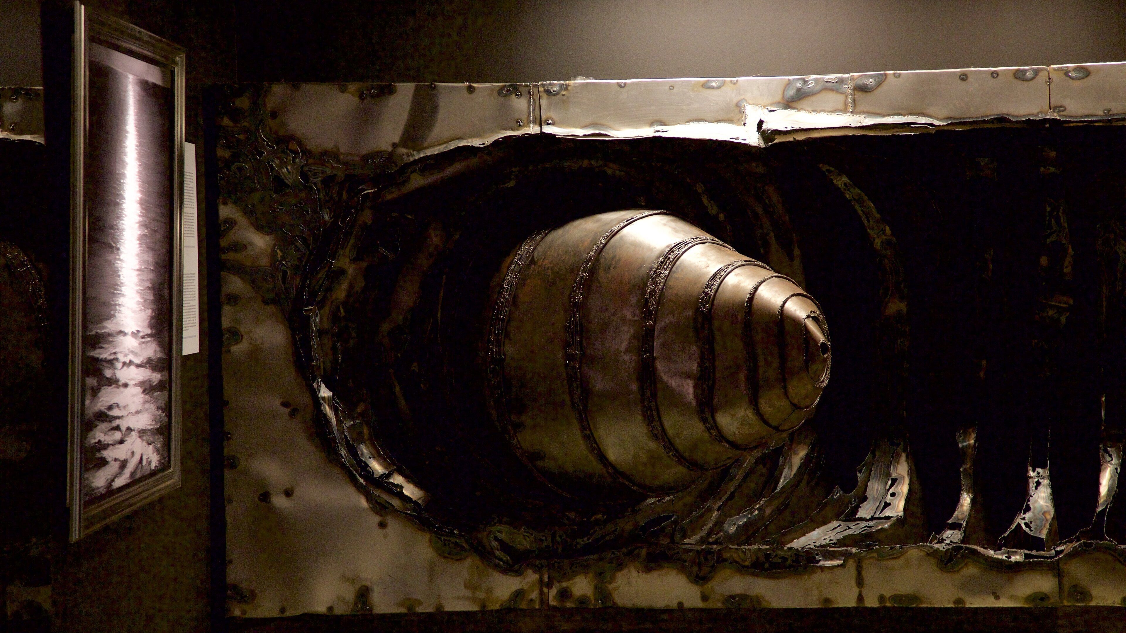 Erarta Museum and Galleries of Contemporary Art featuring art