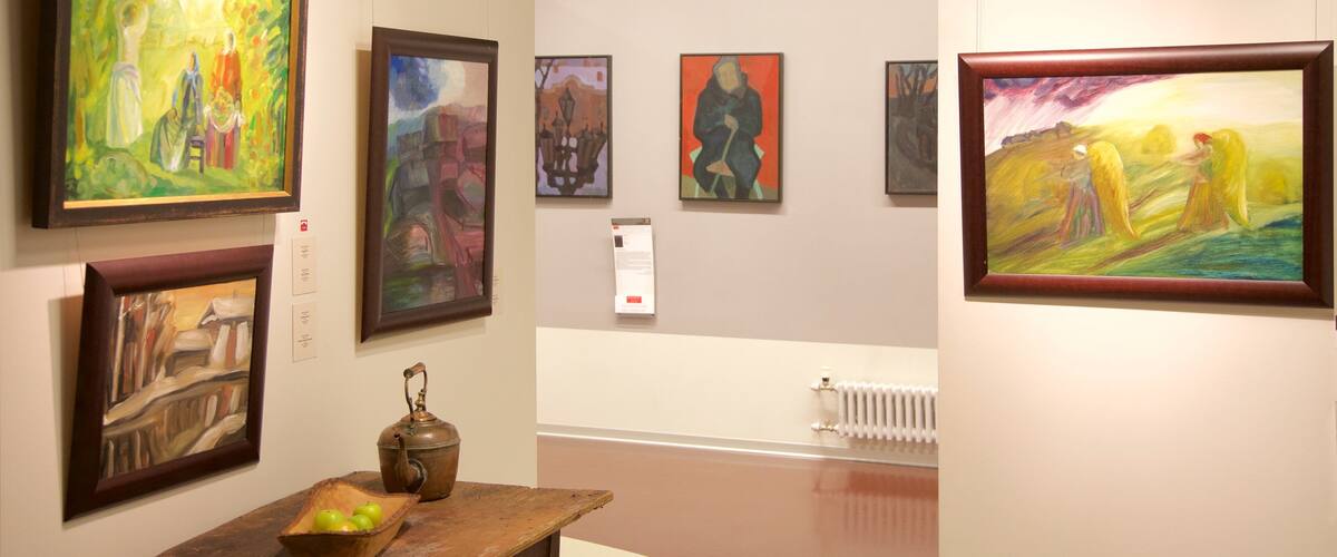 Musée d\'art contemporain Erarta mettant en vedette art