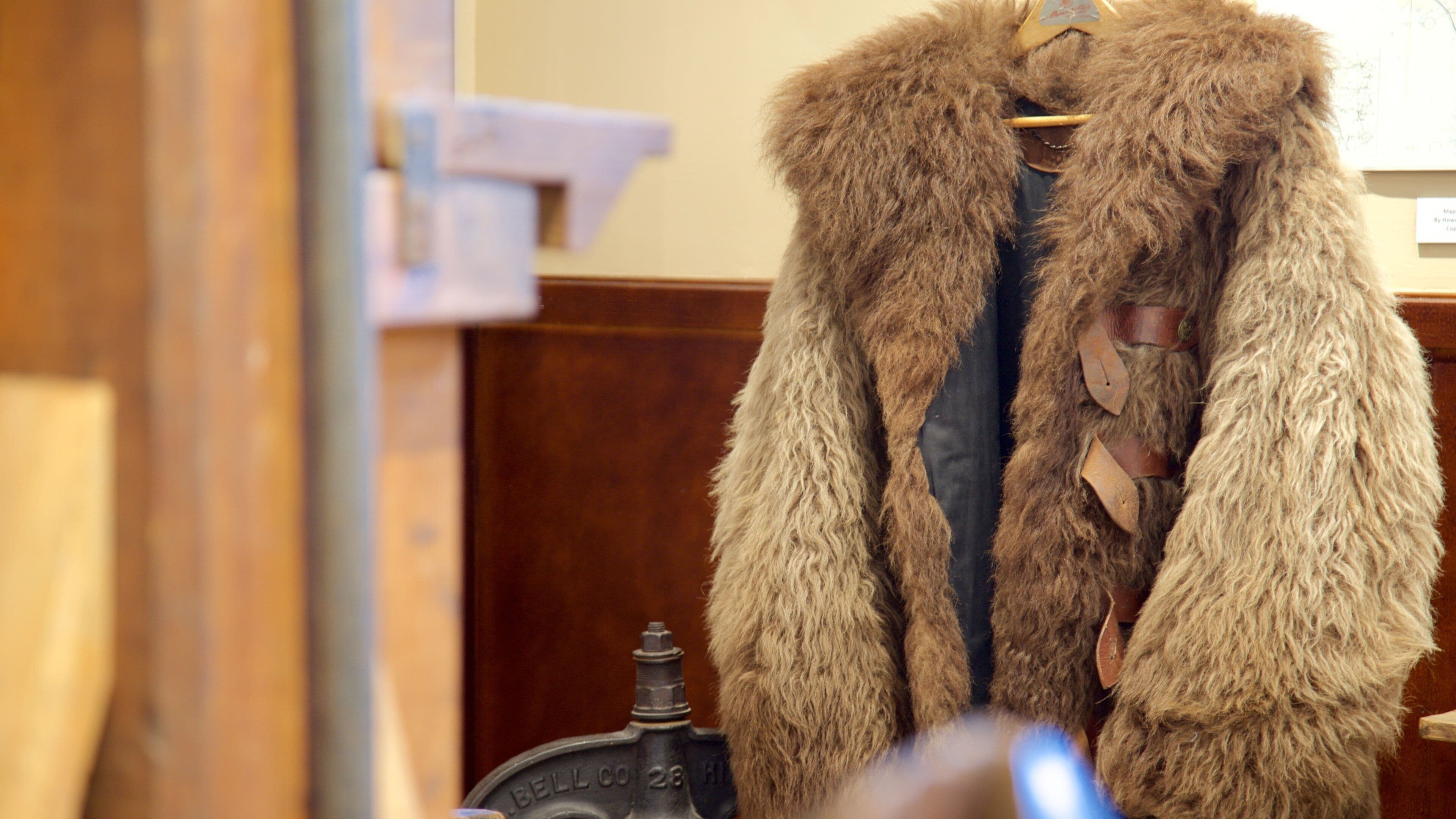 Museo y archivos de Revelstoke mostrando vistas de interior