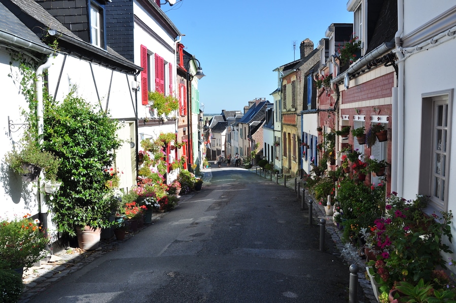 Street of Saint Valery sur Somme, Shutterstock ID 682554163, Purchase Order: -