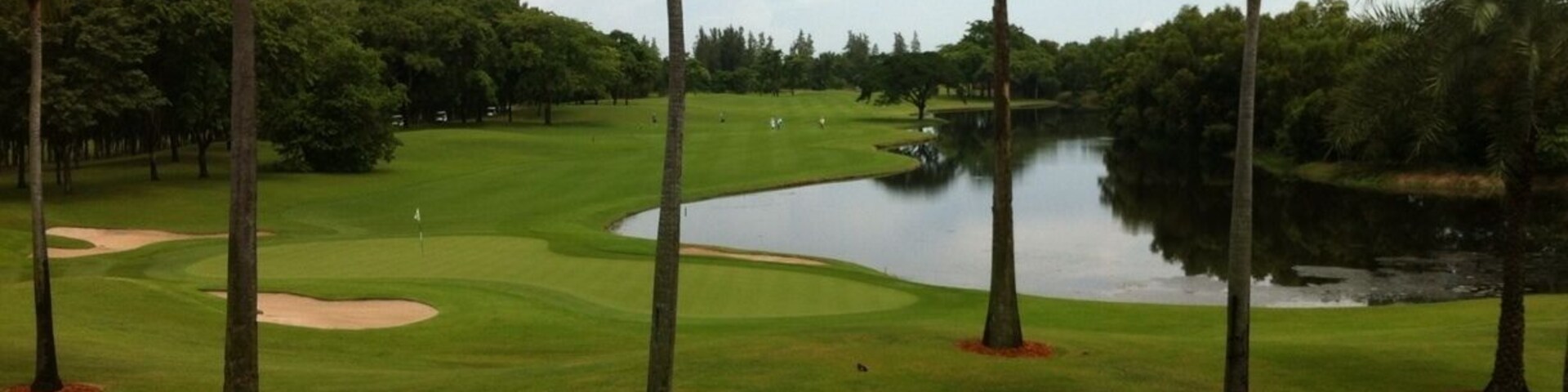 lotus golf club / bongkok outside place