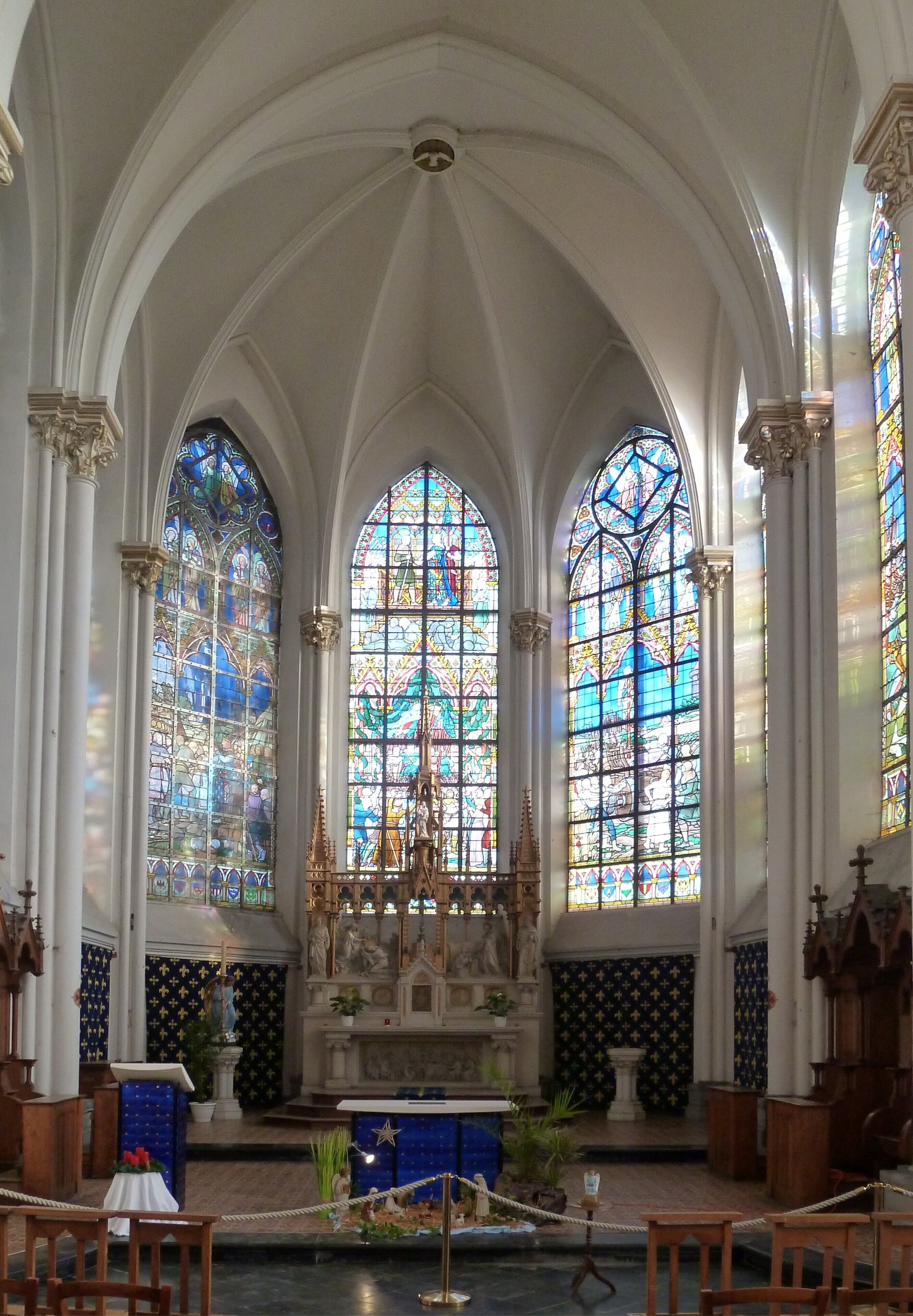 This building is indexed in the Base Mérimée, a database of architectural heritage maintained by the French Ministry of Culture, under the reference PA00107387 .