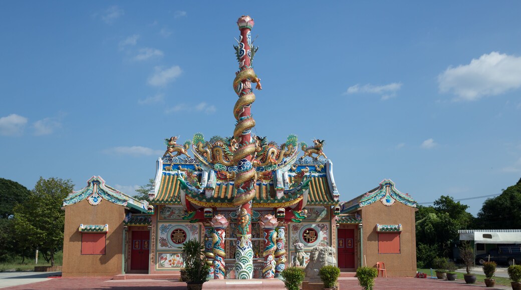 San Chao Pho Ongkharak Tutelary Shrine.