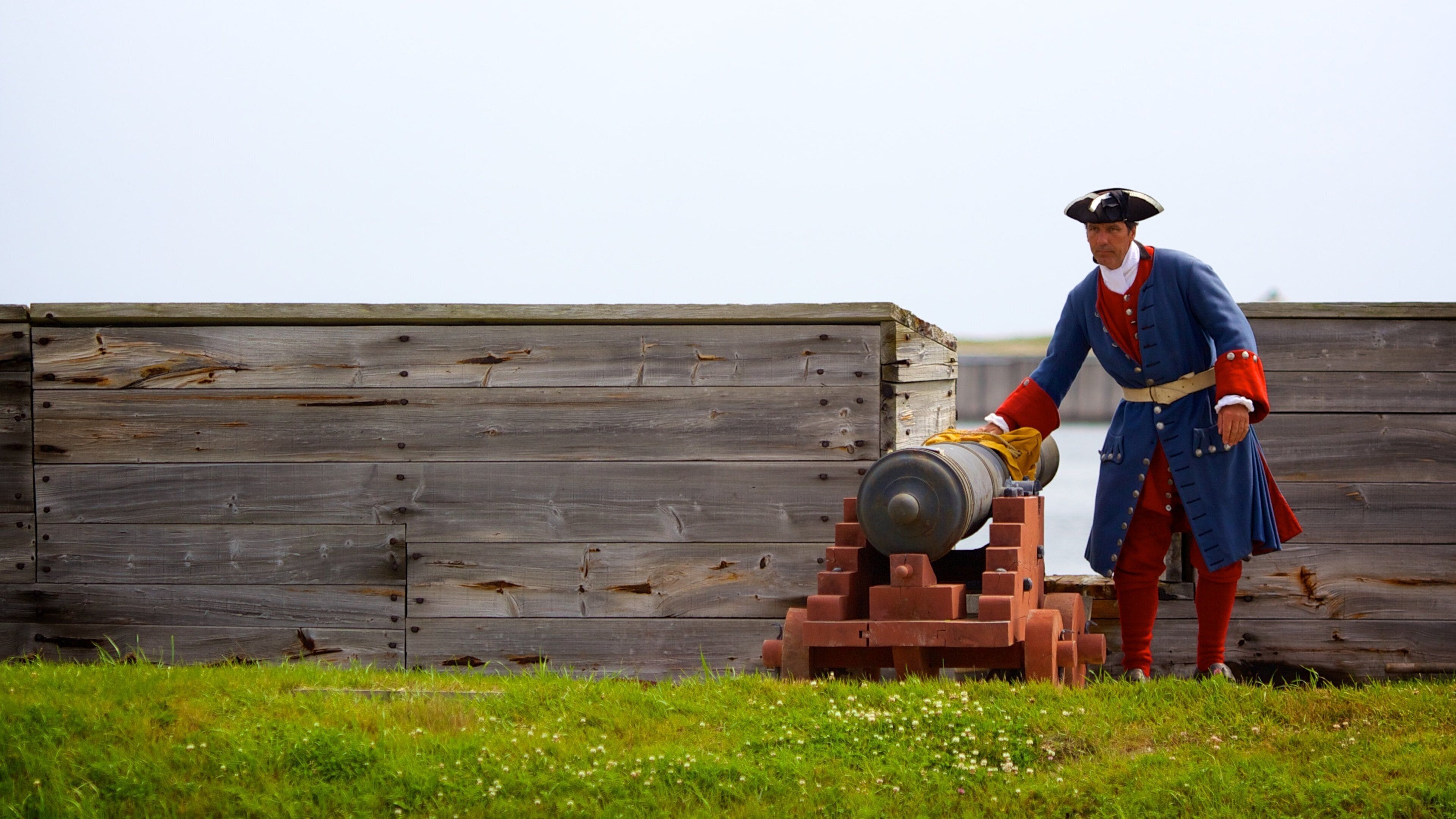 Fortress Louisbourg National Historic Site caratteristiche di esercito e statua o scultura