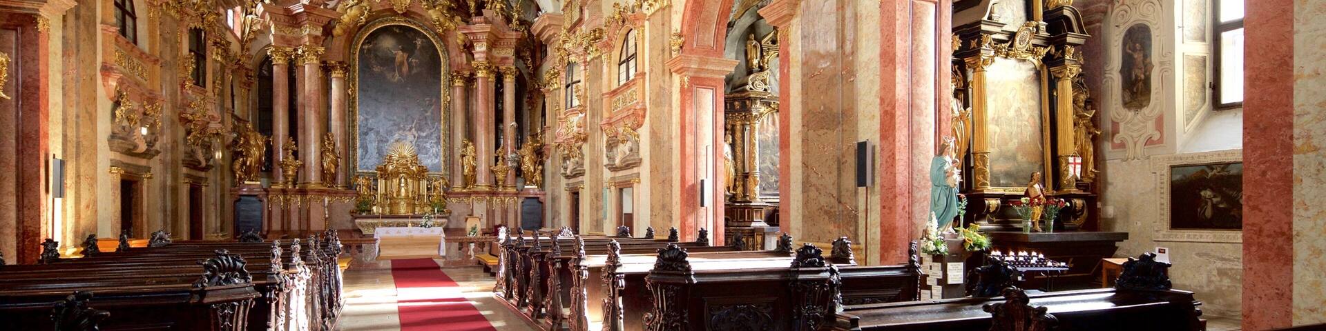 Gyor Benedictine Church featuring heritage architecture, religious aspects and interior views