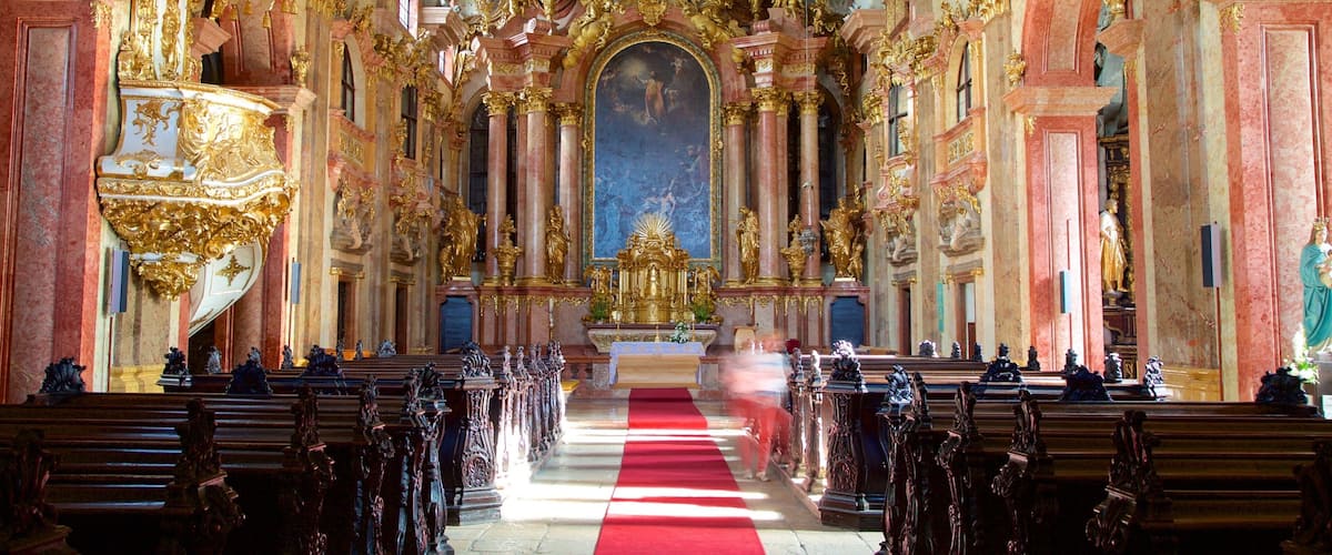 Gyor Benedictine Church showing interior views, religious aspects and a church or cathedral