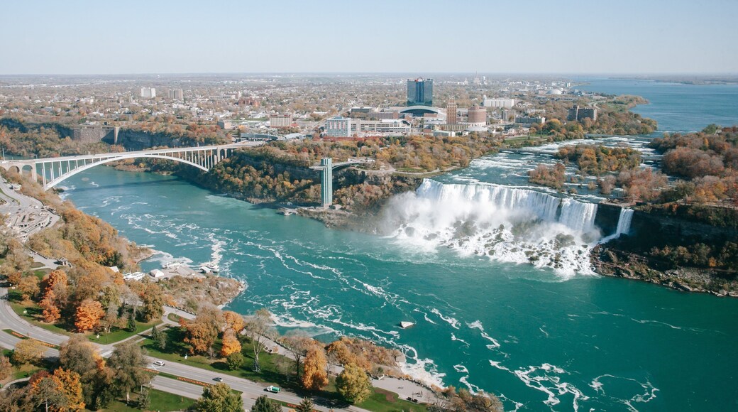 Bridal Veil Falls featuring a cascade and landscape views