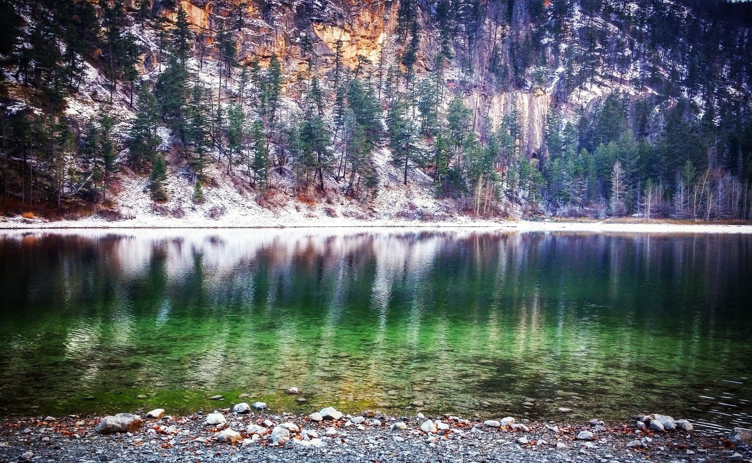 An incredibly beautiful place to pull over and sleep or explore the area of your heading to Whistler. There are rest room available and campsites are on a self registration basis at 18.00 per night. Each site has a fire pit and bears are known to wander in the area. The park also warns of wasps and hornets in the summer months. 