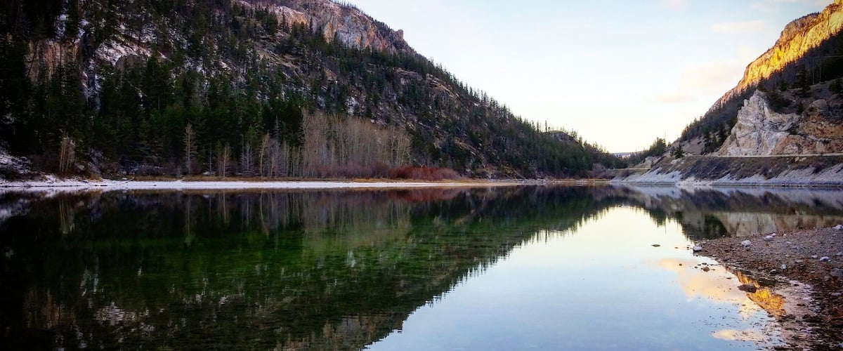 An incredibly beautiful place to pull over and sleep or explore the area of your heading to Whistler. There are rest room available and campsites are on a self registration basis at 18.00 per night. Each site has a fire pit and bears are known to wander in the area. The park also warns of wasps and hornets in the summer months.