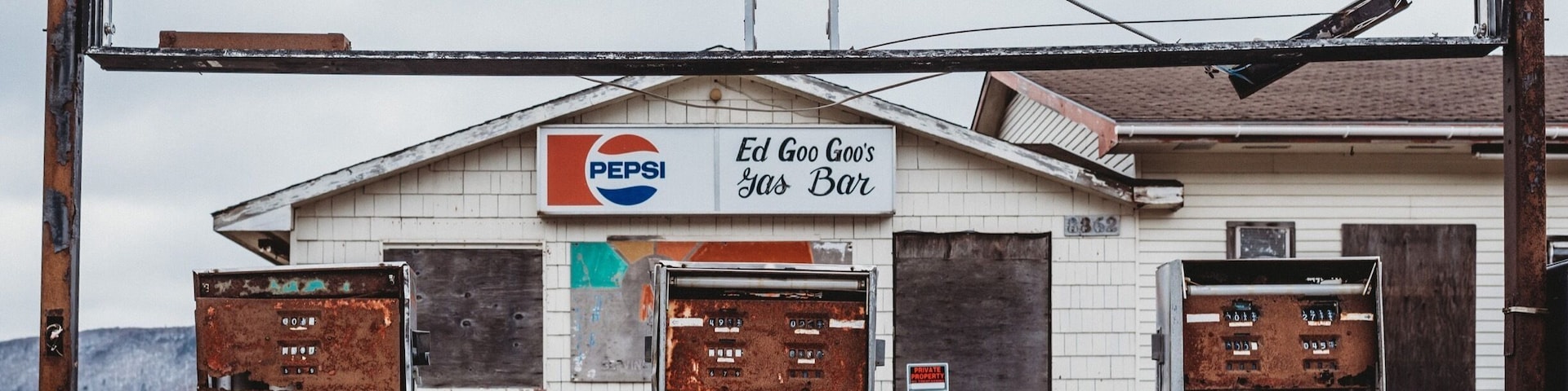 Found this old abandoned gas station on our way to Cape Breton Highlands NP in Nova Scotia!