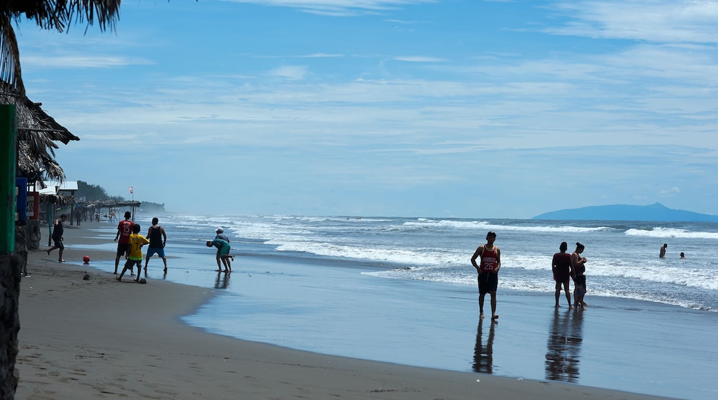 El Cuco Black Sand Beach, El Salvador