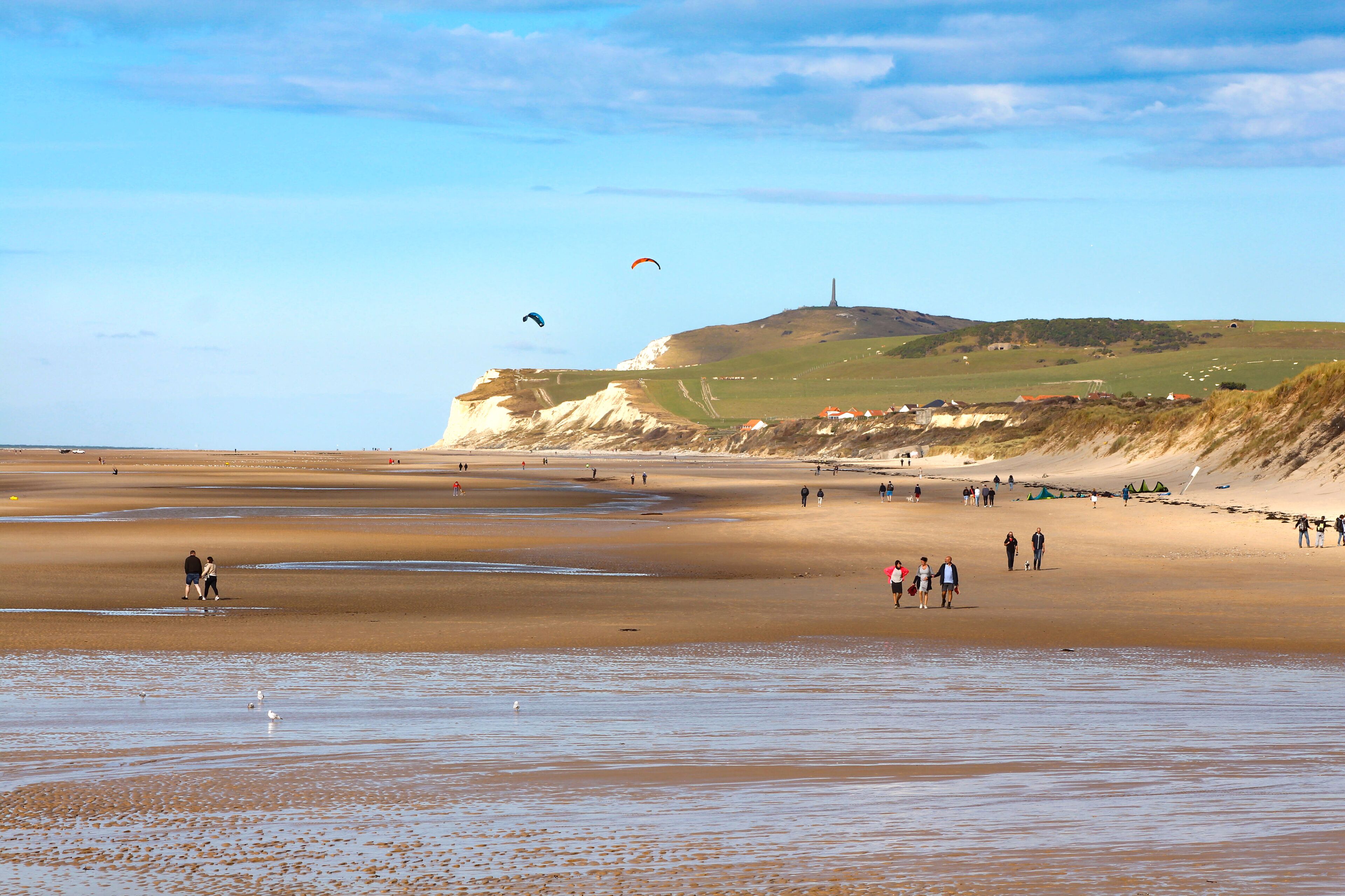 Cap Blanc-Nez vu de la plage de Wissant, Pas-de-Calais - France