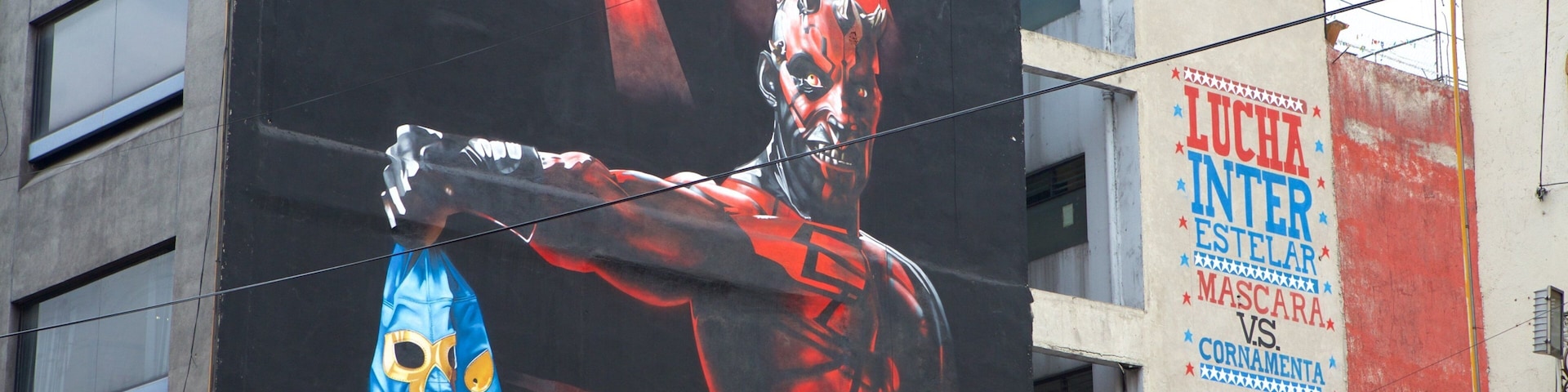 Arena Mexico which includes outdoor art