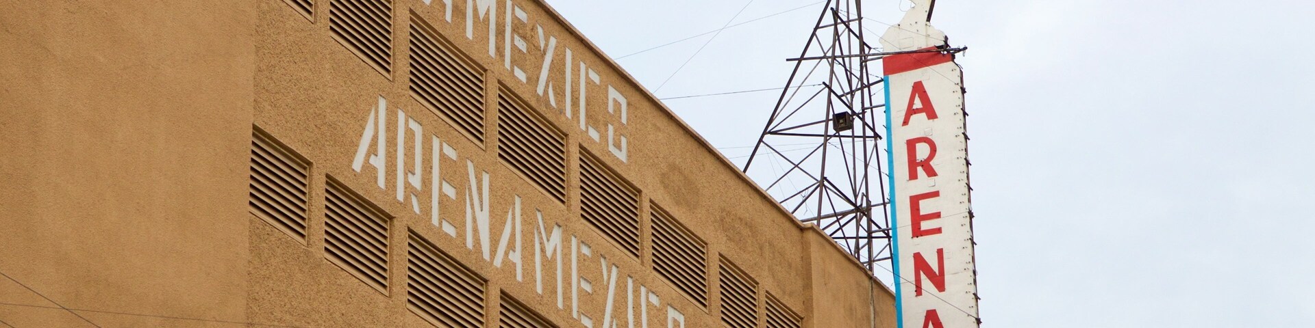 Arena Mexico showing signage