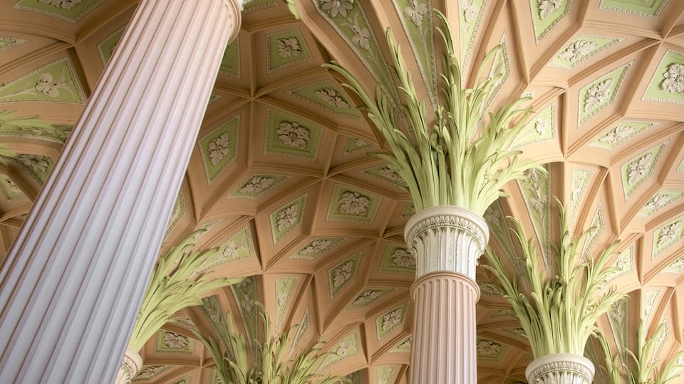 Zentrum showing heritage elements and interior views