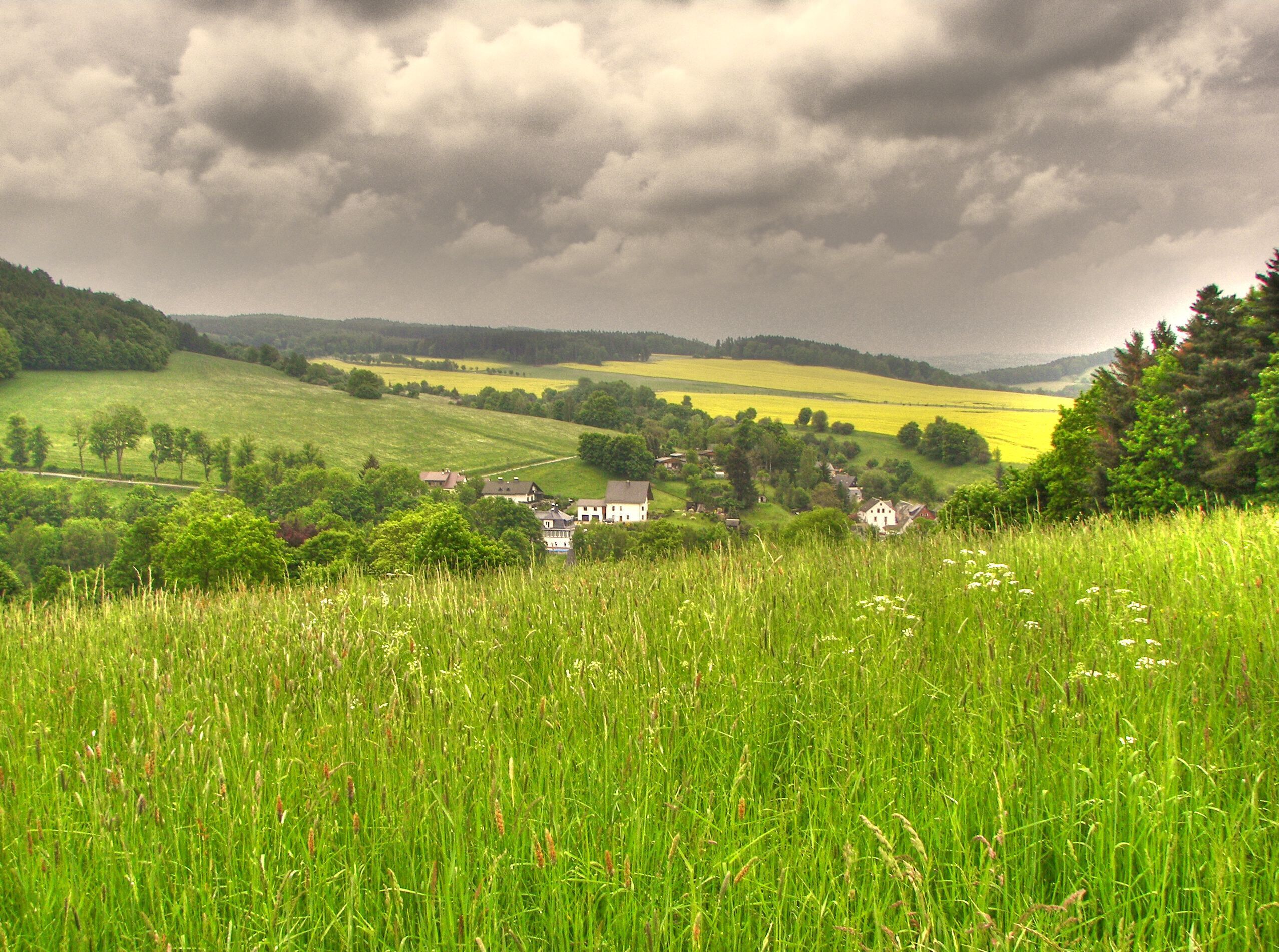 Blick v. Kammweg nach Hennersdorf