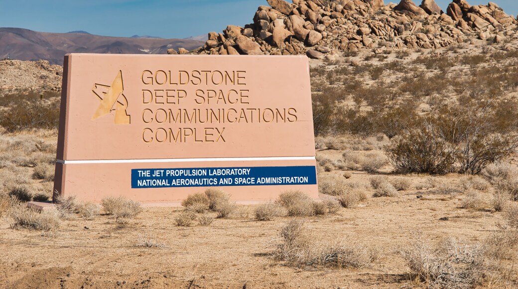 Fort Irwin, California, United States – NASA's Jet Propulsion Laboratory's Goldstone Deep Space Communications Complex tracks and communicates with interplanetary space missions.