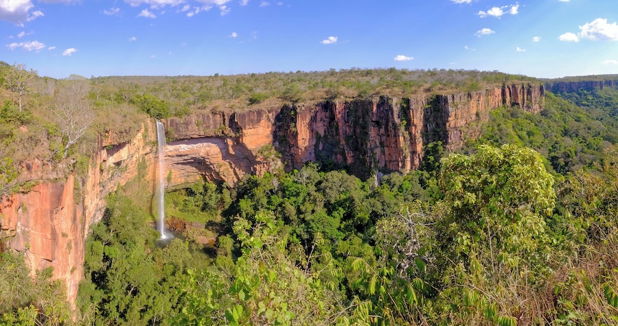 Beautiful Bridal Veil, Veu Da Bride waterfall in Chapada Dos Guimaraes National Park, Cuiaba, Mato Grosso, Brazil