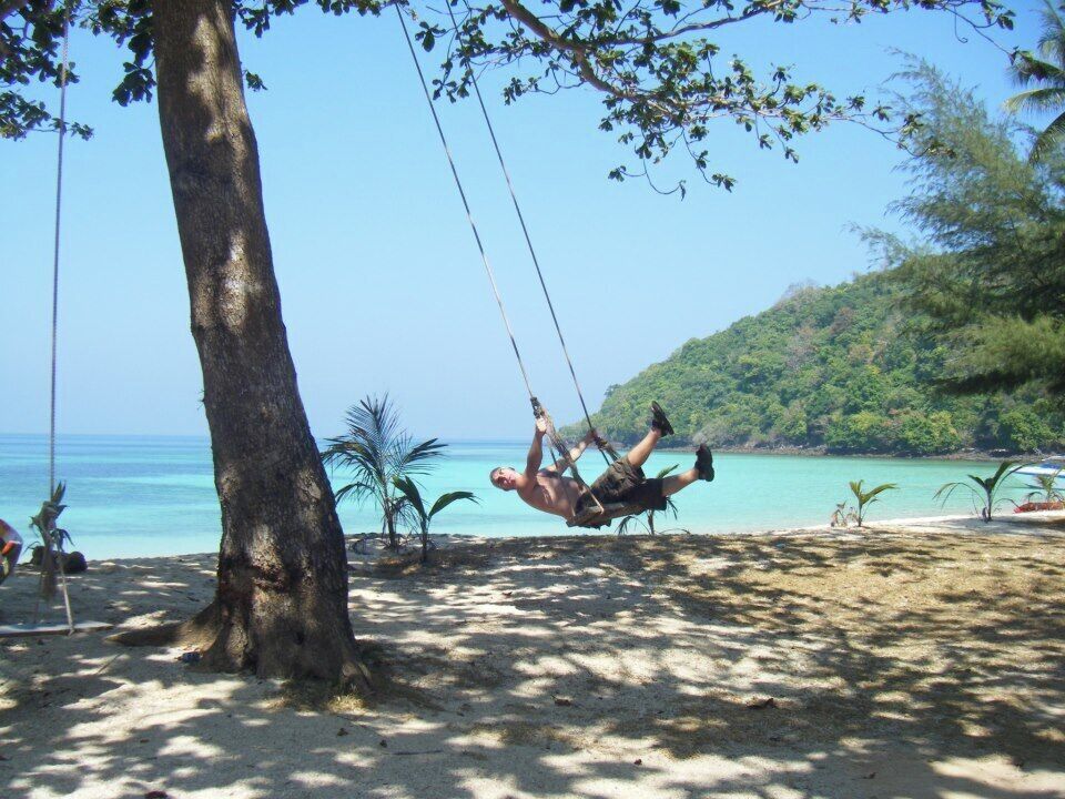 Gorgeous tiny island 20 minutes by boat from the Thailand mainland.  One of our very special memories of Thailand it really is paradise! 
#island #beachlife #thailand