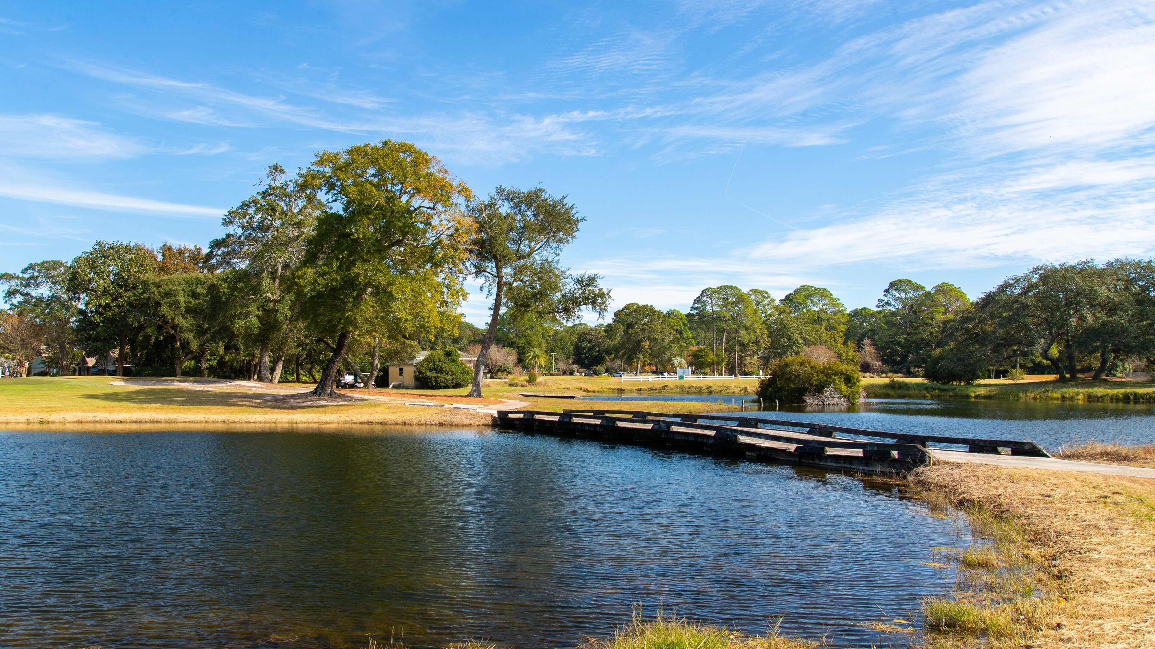 Bluewater Bay Golf Course showing a river or creek