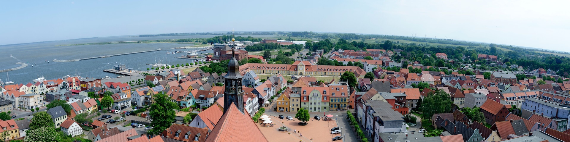 Blick über den Hauptplatz von Barth