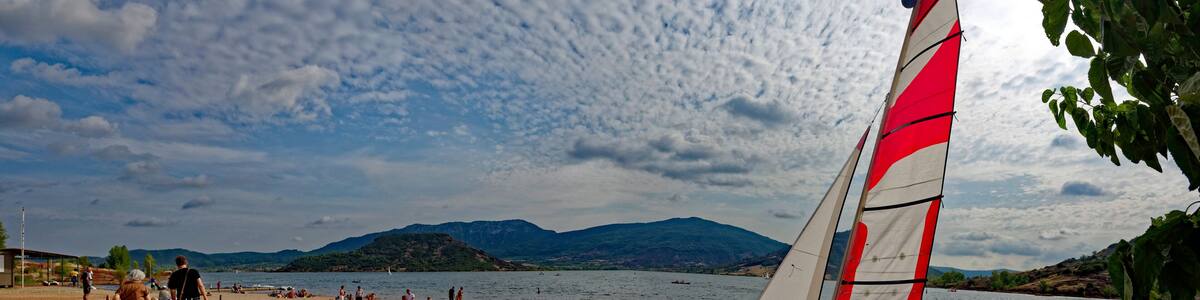 Lac du Salagou, Hérault, Languedoc-Roussillon, France