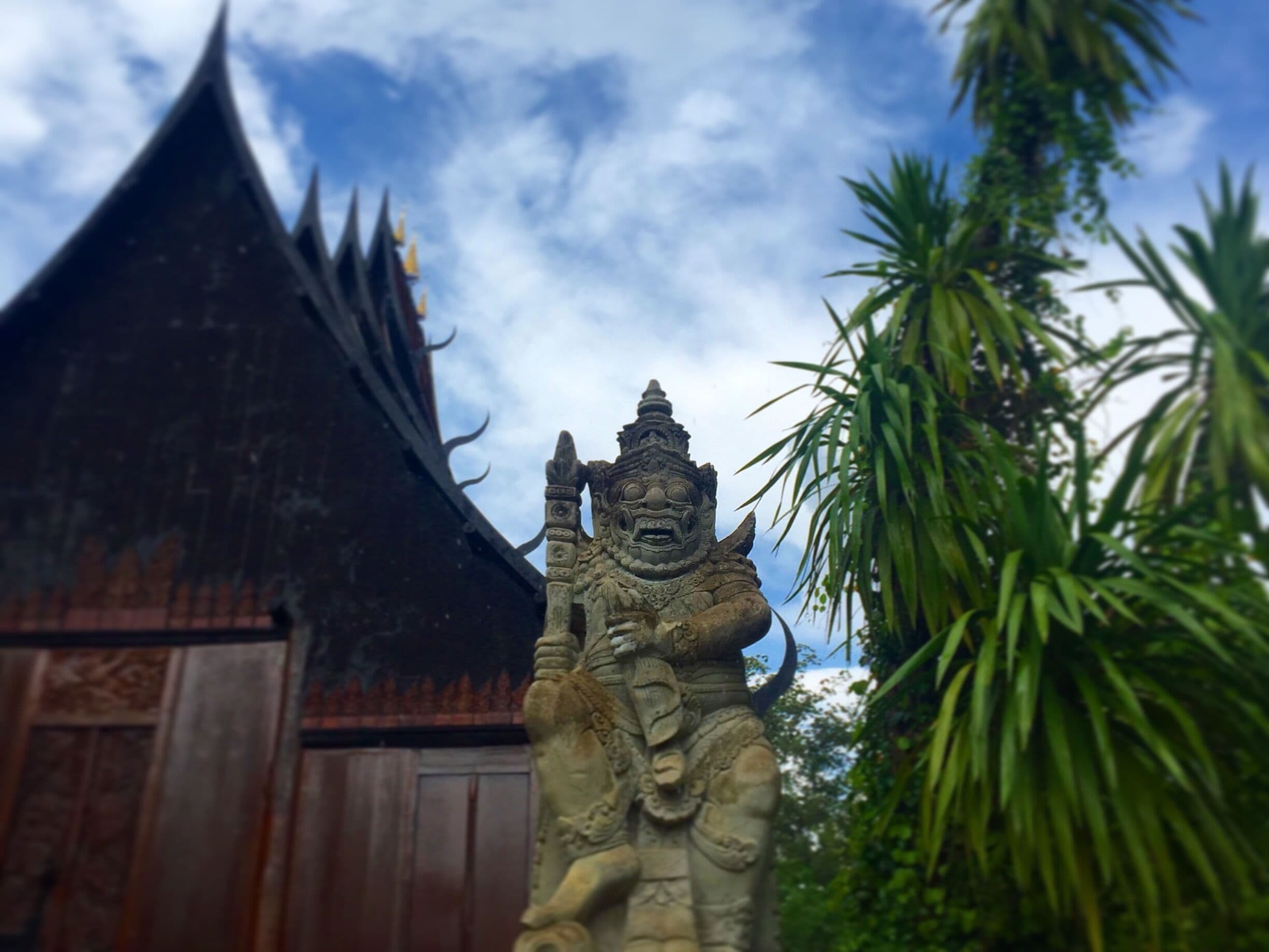 Sunday afternoon at the Black House