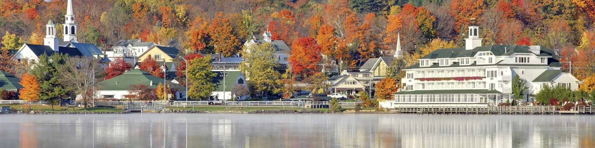 Autumn foliage along the shores of Lake Winnipesaukee in Meredith, New Hampshire