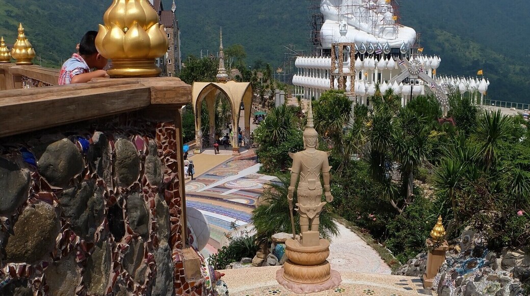 Beautiful temple ,decorate by color mirrors and porcelains