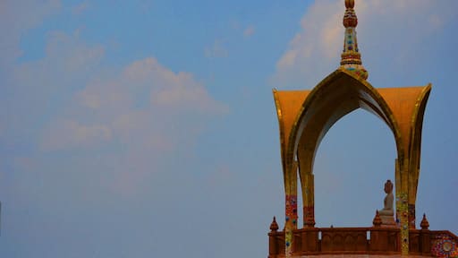This jewel of a temple sits in the mountains in the center of Thailand. With an edifice made of the bright and broken, Wat Pha Sorn Kaew stands as a reminder that perfection isn't all it's cracked up to be.
#architecture #stunningstructures