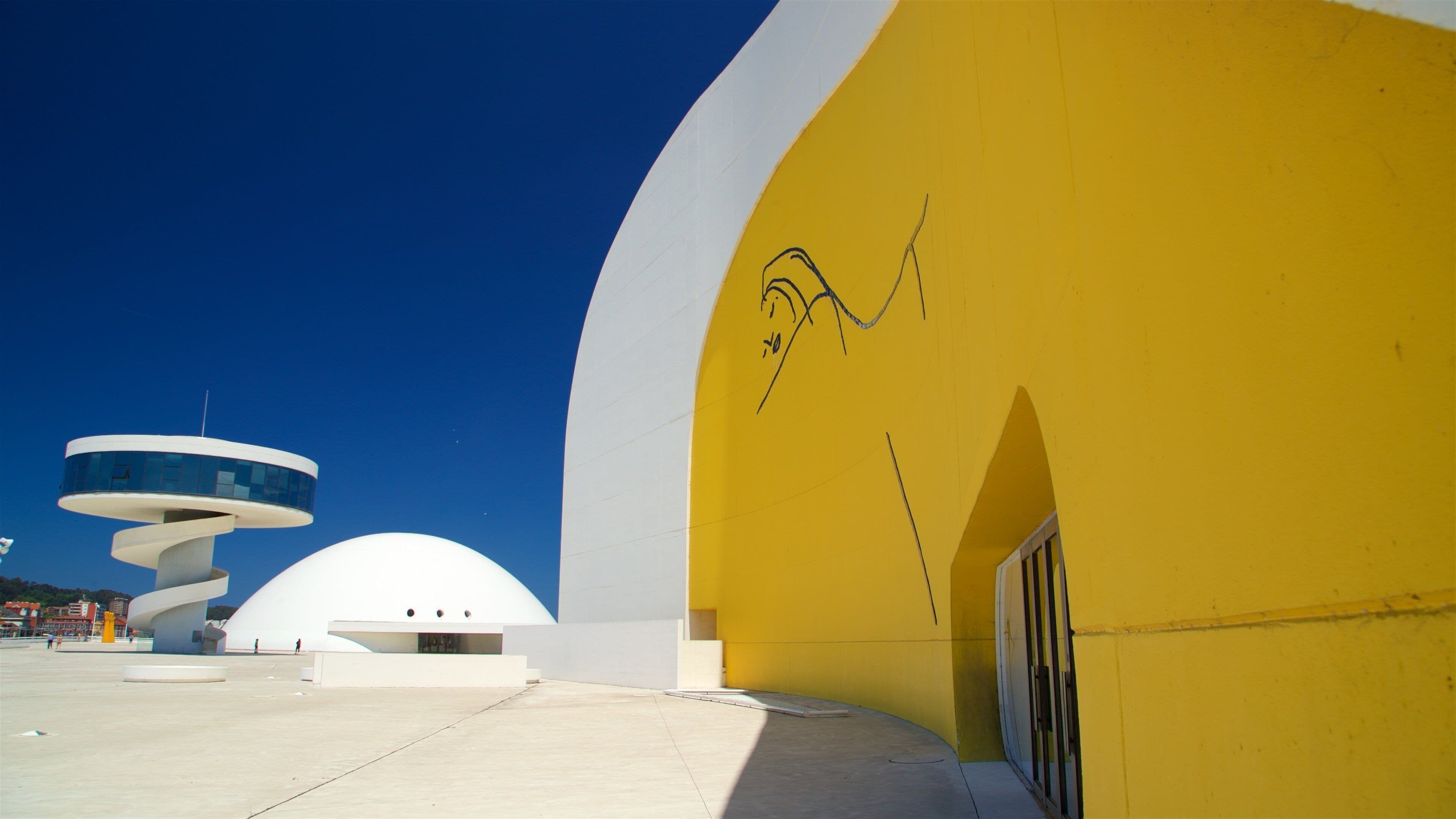 Oscar Niemeyer Cultural Centre featuring outdoor art and modern architecture