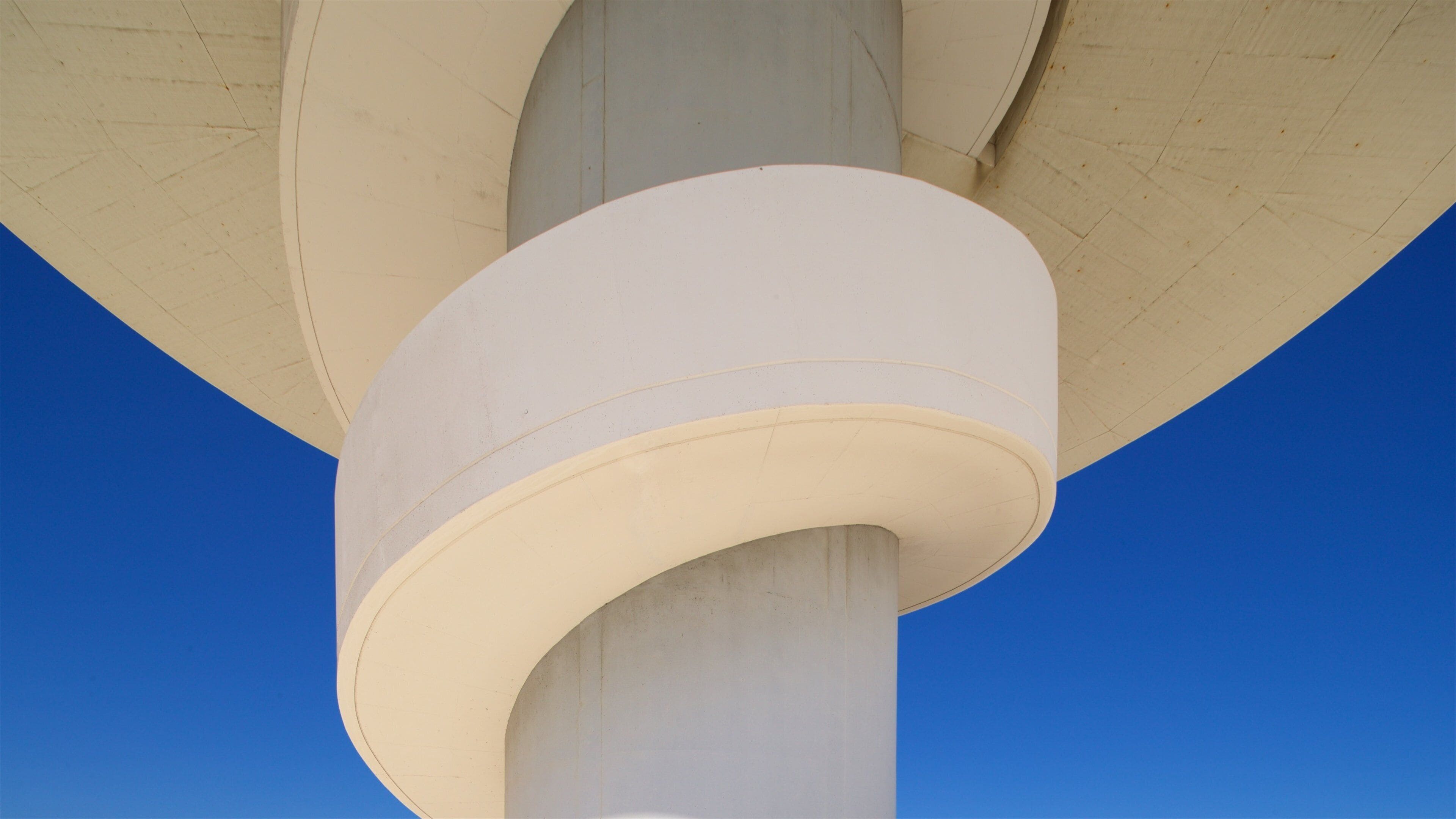 Oscar Niemeyer Cultural Centre featuring modern architecture
