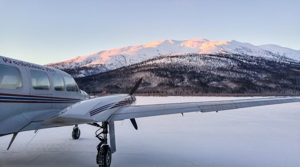 That was the ever fierce cold airport i've been too. Took almost 15-20 mins to be ease myself to warm once inside the air plane. 😬😁 #WinterWonders