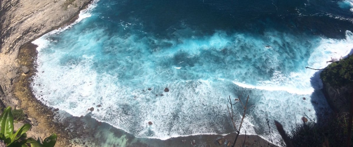 Recently Nusa Penida waters was filmed by a diver showing that there was a major rubbish dumping. This picture was taken over a year ago and hopefully the view stays this way. #Expediacares
#cleanwaterandsanitization