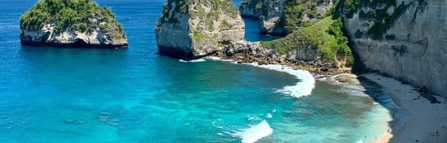 Shine bright like a diamond 💎 #LifeatExpedia #beach