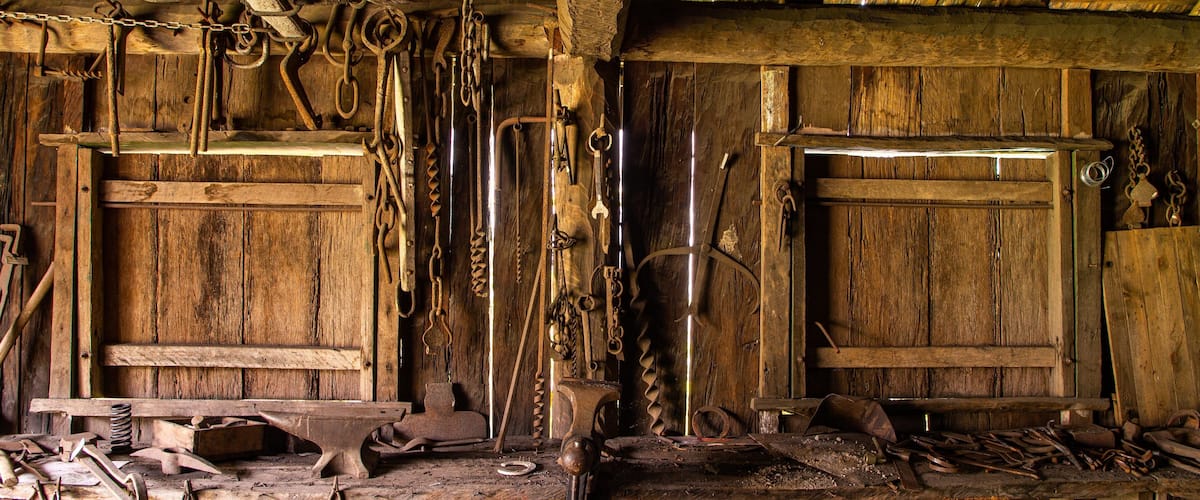 Gympie Gold Mining and Historical Museum which includes heritage elements