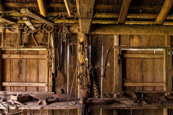 Gympie Gold Mining and Historical Museum which includes heritage elements