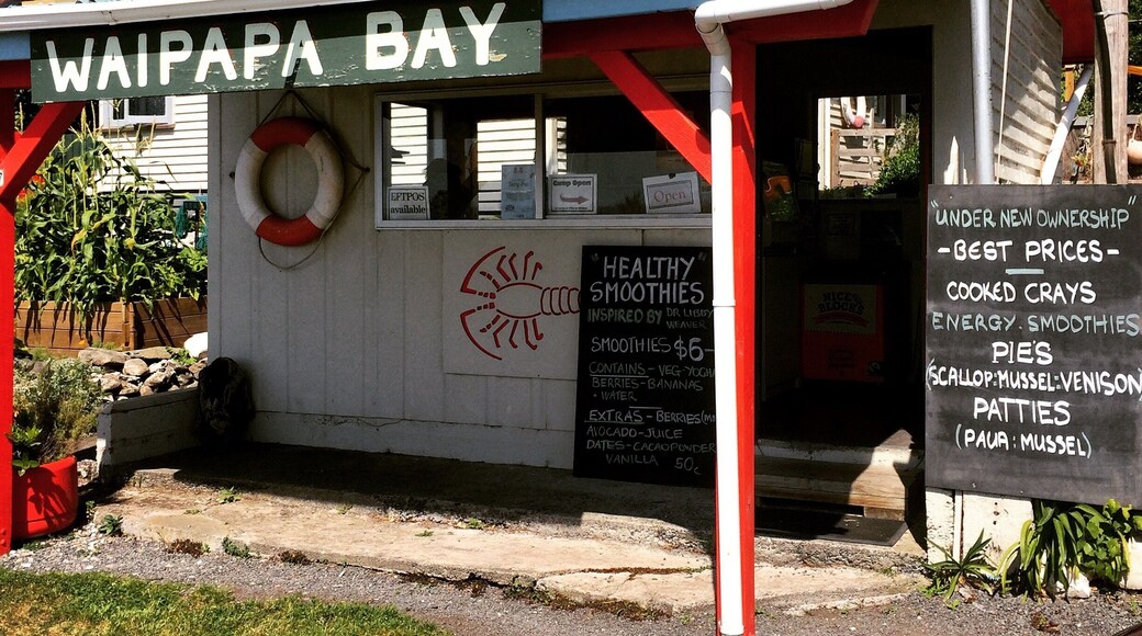 Great pies, great smoothies and delicious crayfish!