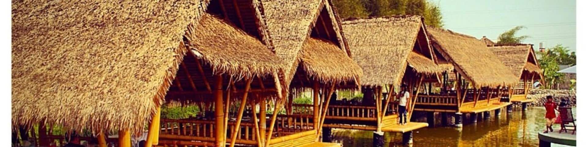 My Favorite Restaurant which serves Delicious West Java Traditional food with Gorgeous Atmosphere in Bandung.