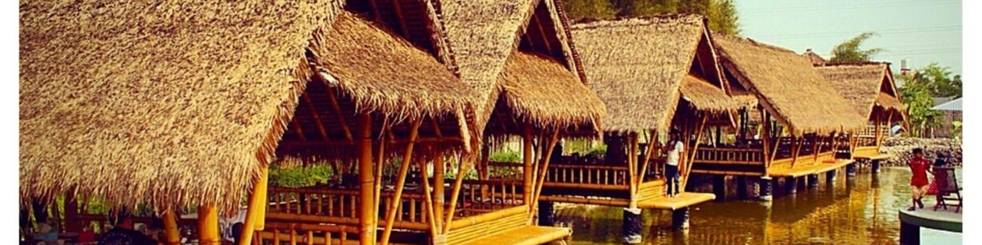 My Favorite Restaurant which serves Delicious West Java Traditional food with Gorgeous Atmosphere in Bandung.